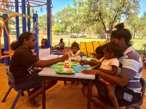 playgroup-li-ardubirri-smith-family-borroloola-12