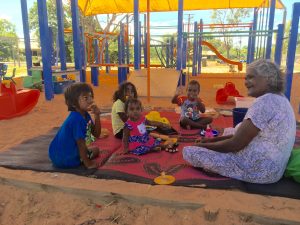 playgroup-li-ardubirri-smith-family-borroloola-2